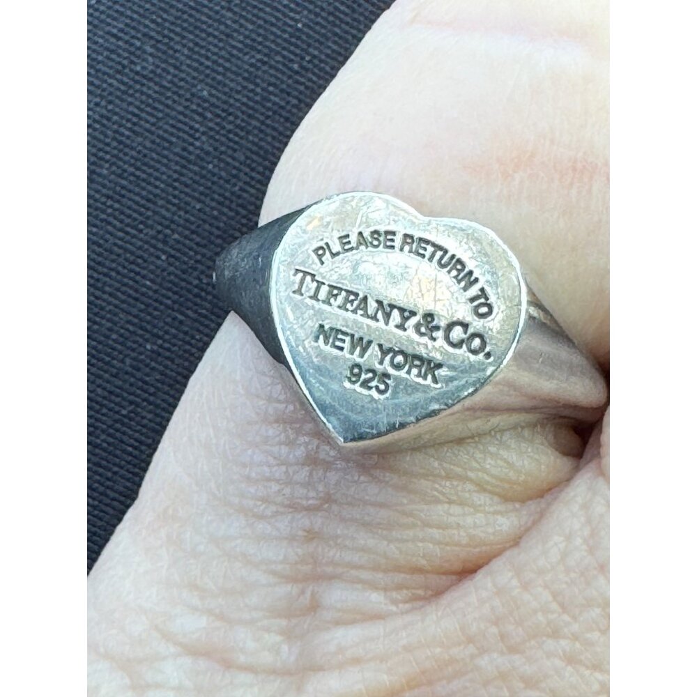 Please Return to Tiffany New York Heart Signet Ring in Sterling Silver - Picture 6 of 6